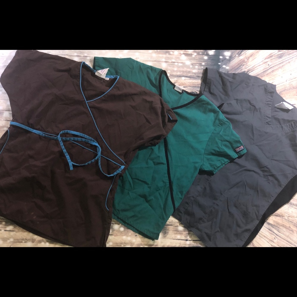 Scrub tops - Picture 3 of 7